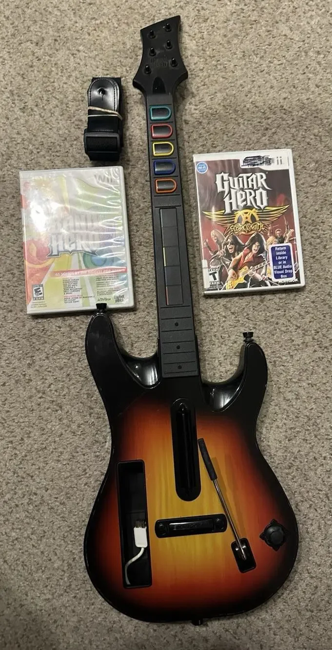 Nintendo Wii Guitar Hero Sunburst Guitar w 2 Games Aerosmith Band Hero Tested0
